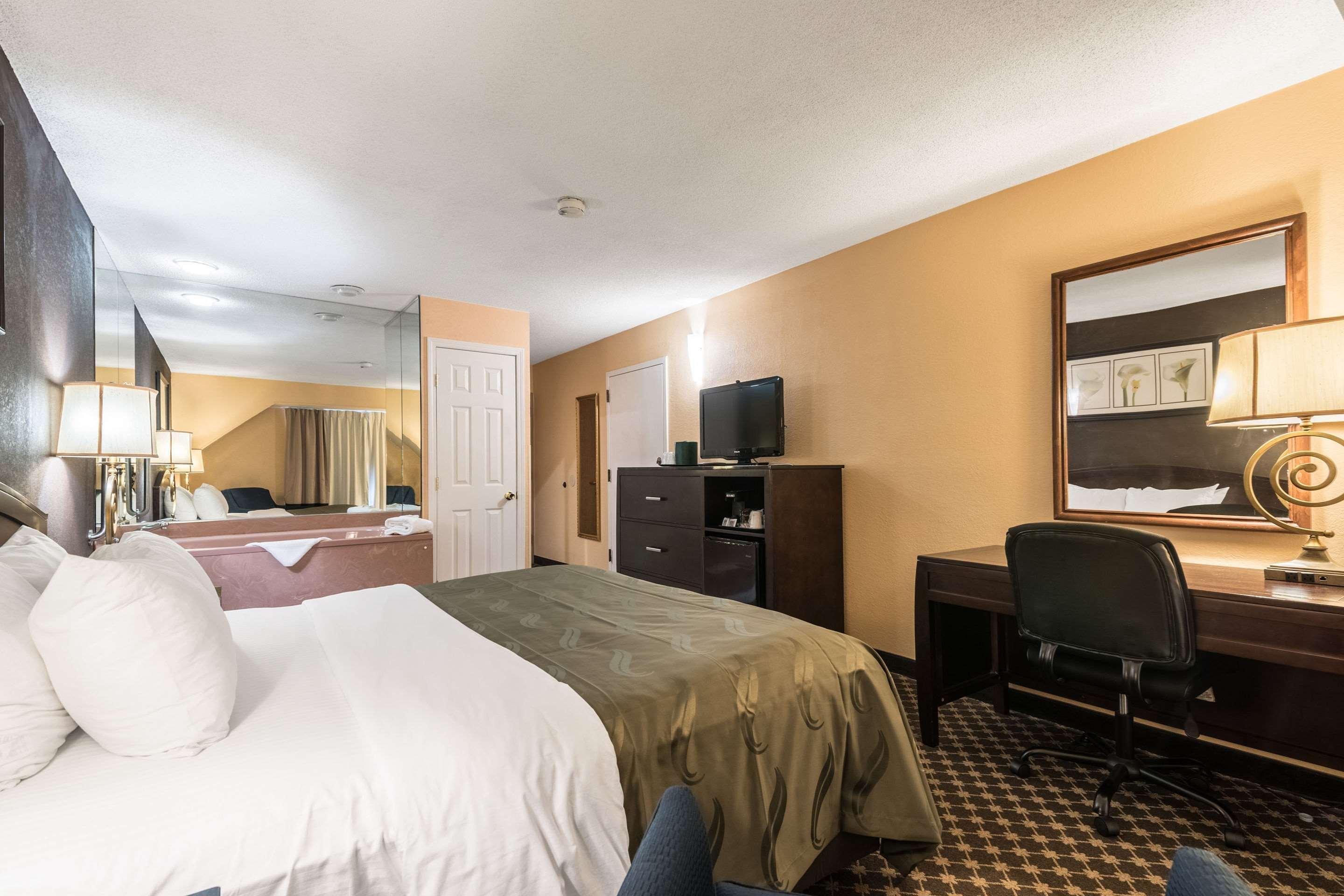Quality Inn Ithaca - University Area Dış mekan fotoğraf