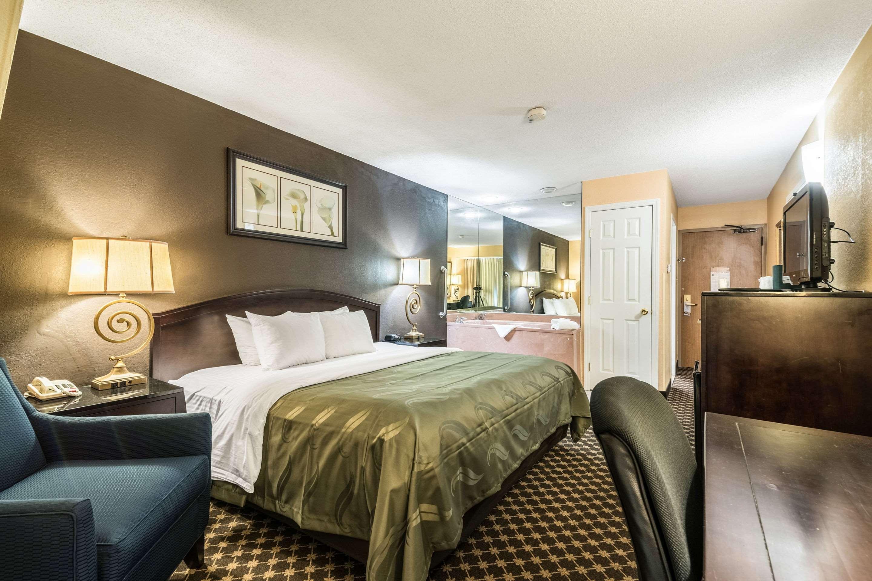 Quality Inn Ithaca - University Area Dış mekan fotoğraf