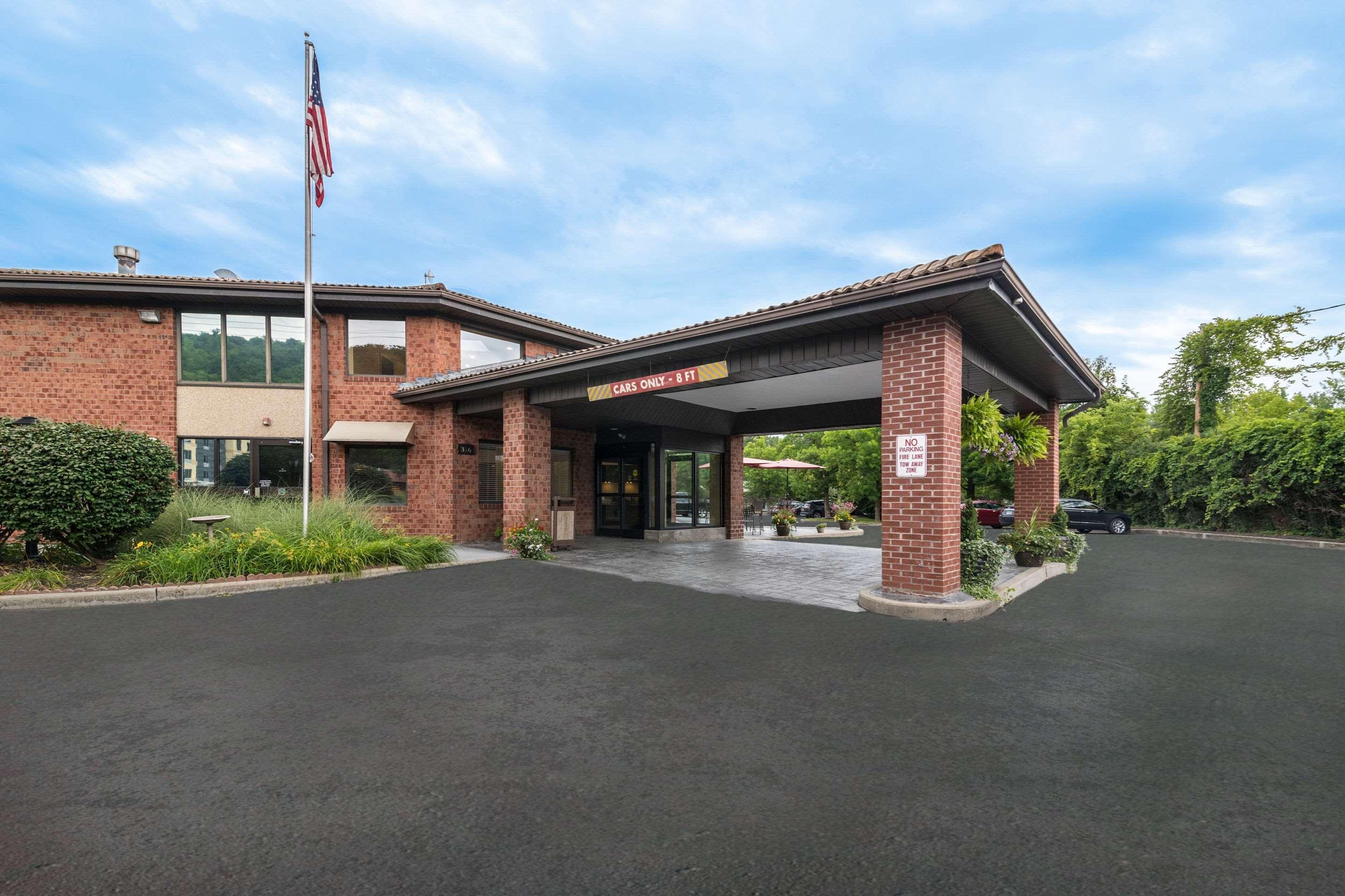 Quality Inn Ithaca - University Area Dış mekan fotoğraf